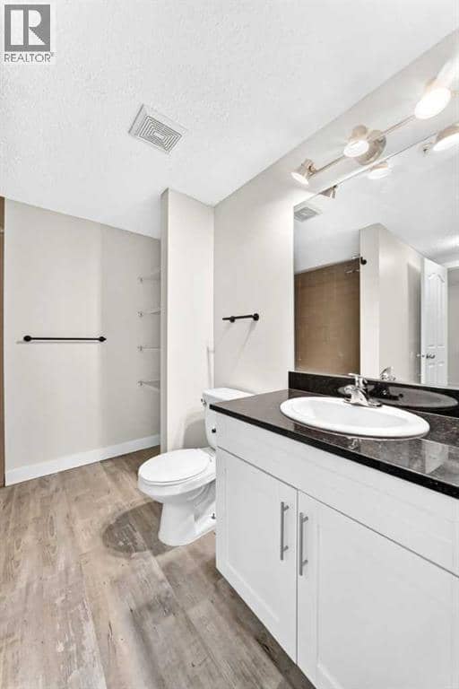 4118, 403 Mackenzie Way SW — photo 32 of 40