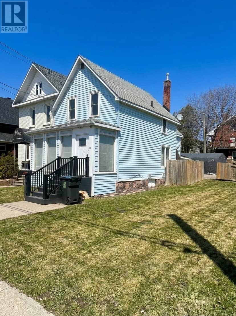 356 Albert ST — photo 1 of 3