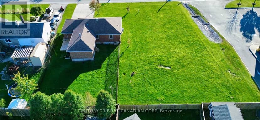 33374 Richmond Street, Lucan Biddulph, photo 5