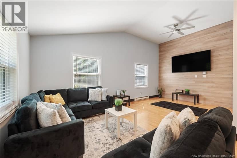 32 Riverbend — photo 8 of 34