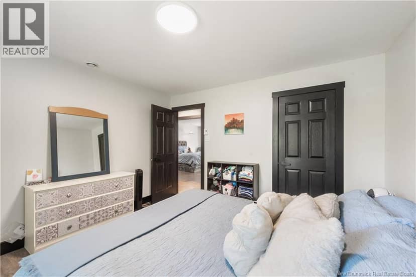 32 Riverbend — photo 19 of 34