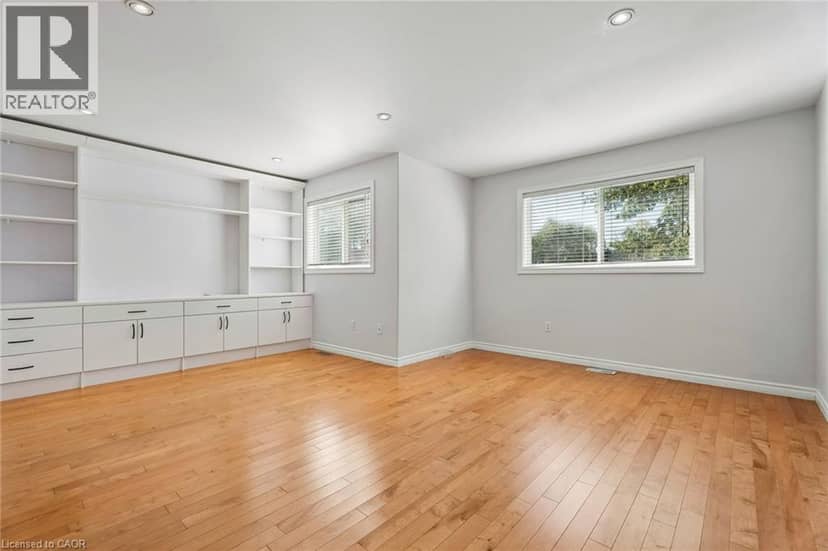 27 PETTIT Street — photo 26 of 40