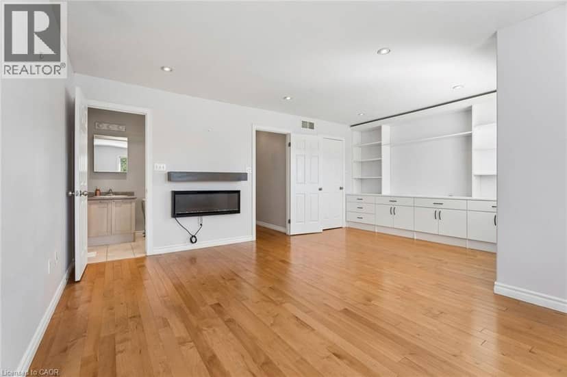 27 PETTIT Street — photo 24 of 40