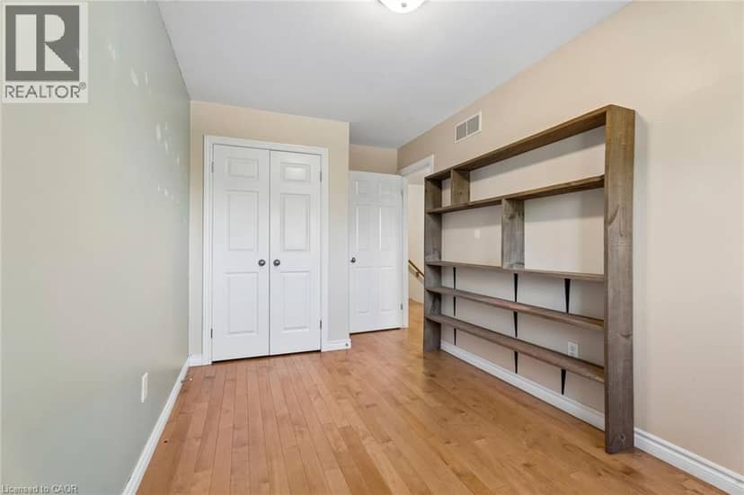 27 PETTIT Street — photo 33 of 40