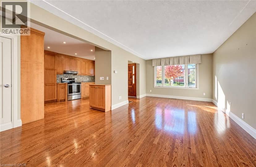 108 PLYMOUTH Road, Kitchener, photo 6