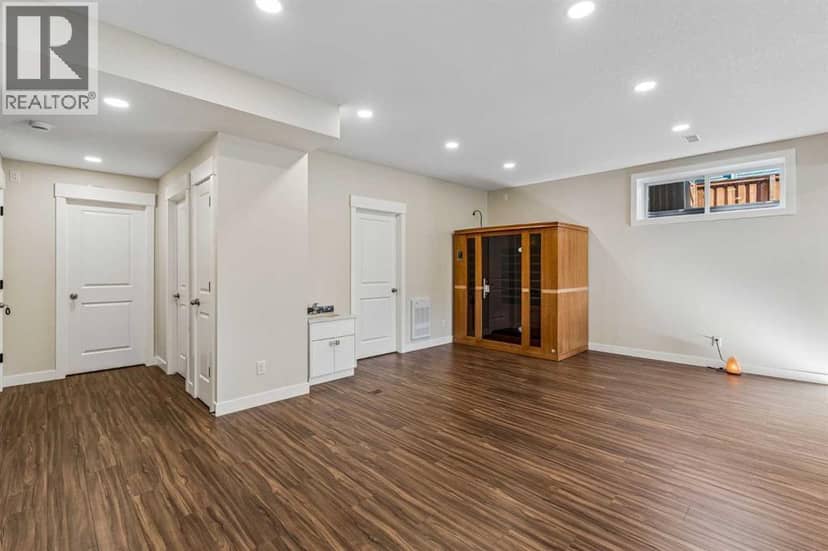 281 Boulder Creek Crescent SE — photo 28 of 40