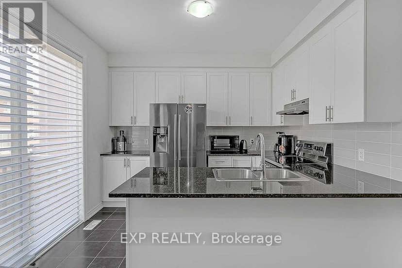 6 Frederick Pearson Street, East Gwillimbury, photo 8