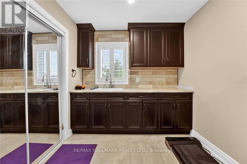 5499 Attema Crescent — photo 19 of 40
