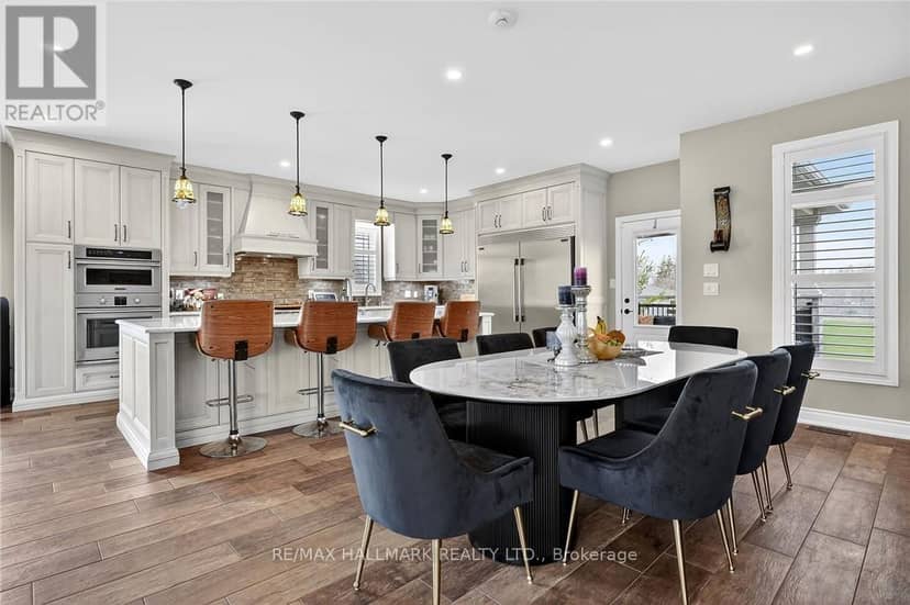 5499 Attema Crescent — photo 8 of 40