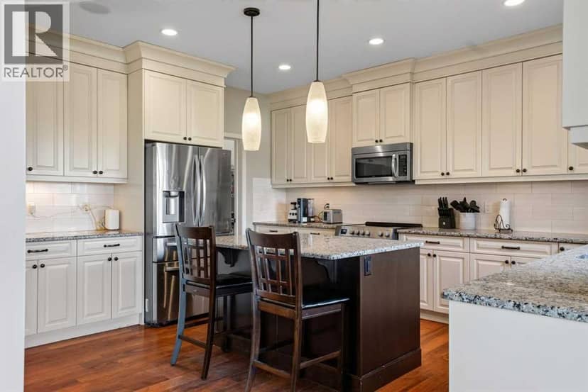 76 Auburn Glen Heights SE — photo 13 of 40