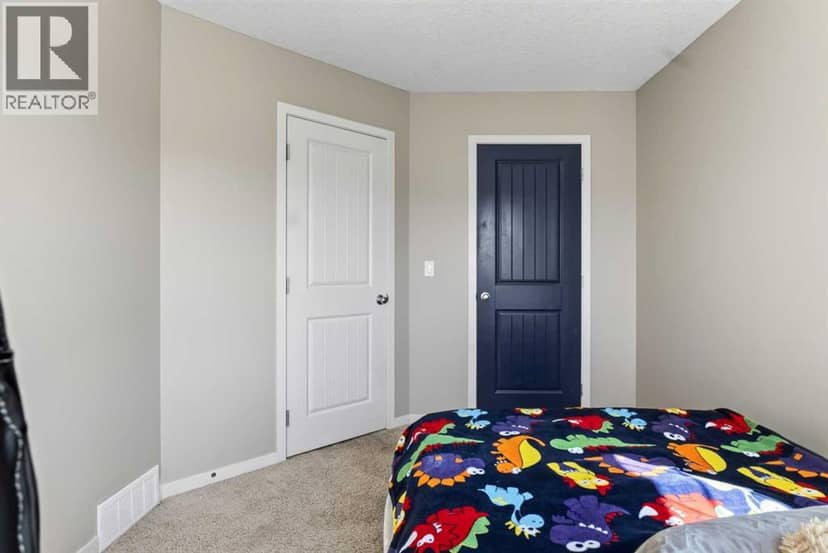 76 Auburn Glen Heights SE — photo 28 of 40