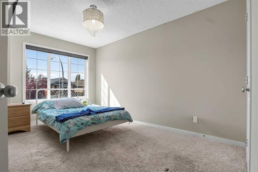 76 Auburn Glen Heights SE — photo 29 of 40
