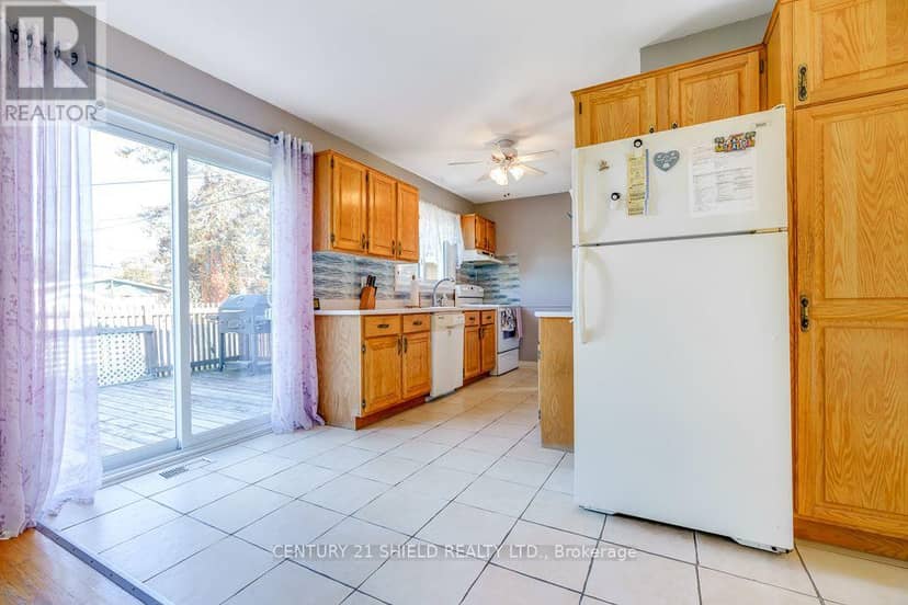 502 Anderson Drive — photo 15 of 33