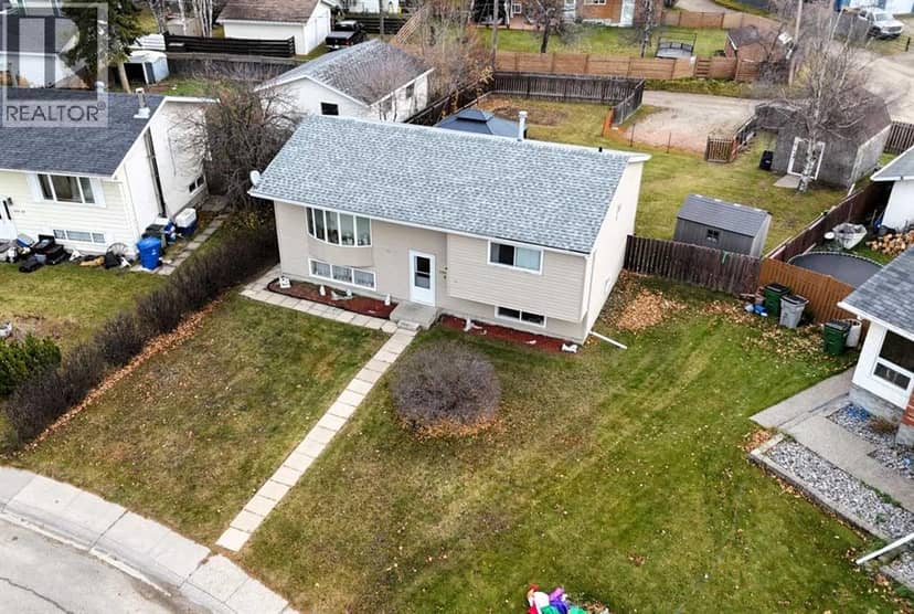 1101 55 Street, Edson, photo 2