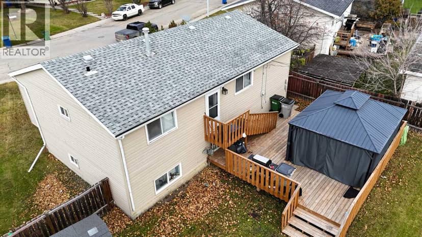 1101 55 Street, Edson, photo 3