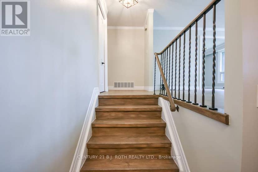 118 Marshall Street, Barrie, photo 3