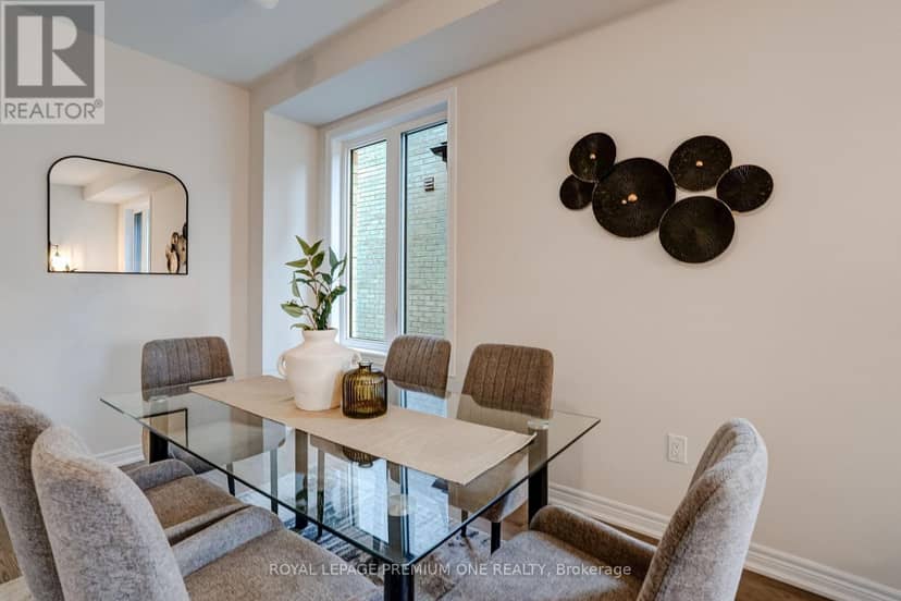 853 Hickory Crescent — photo 10 of 40