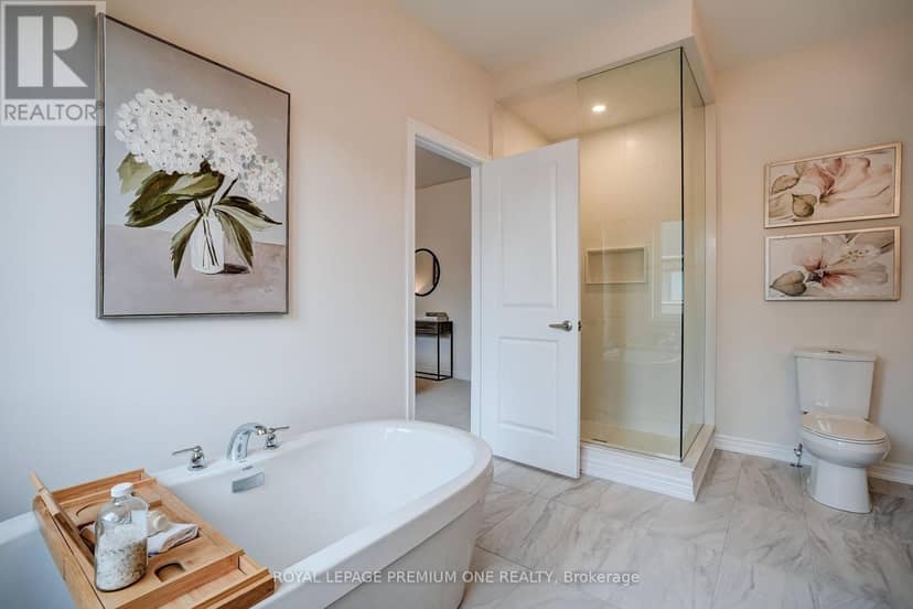853 Hickory Crescent — photo 37 of 40