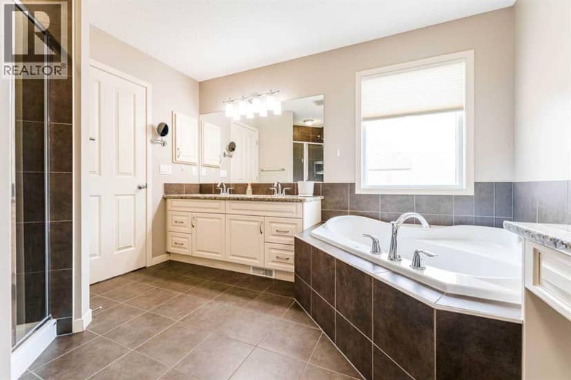 292 Auburn Bay Drive SE — photo 25 of 38