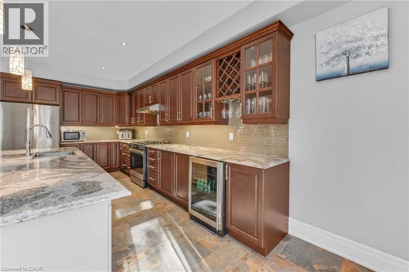 85 KOPPERFIELD Lane — photo 15 of 40