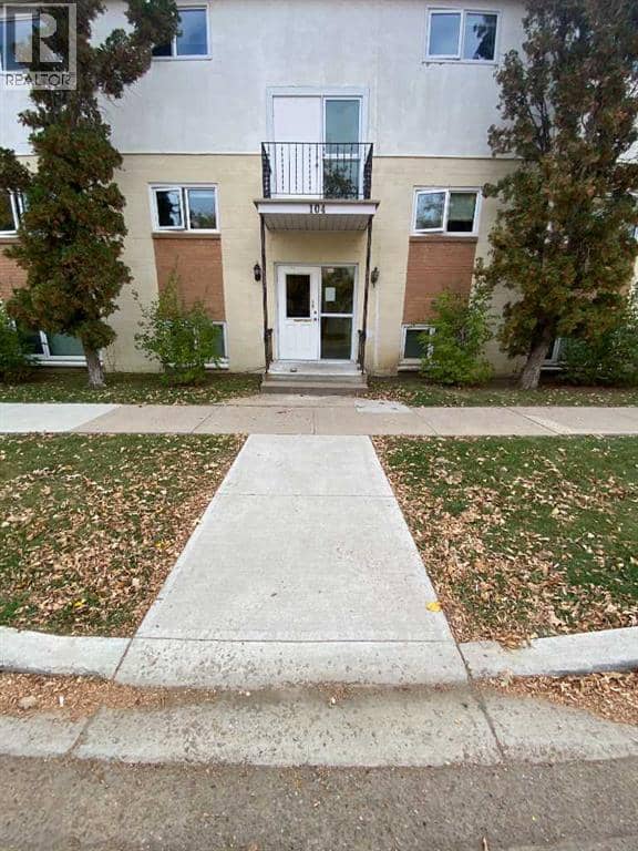 1-12, 104 1 Street E, Brooks, photo 5