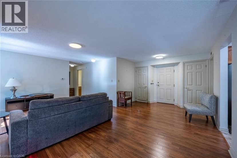 303 WILLIAM Street Unit# 205, Delhi, photo 8