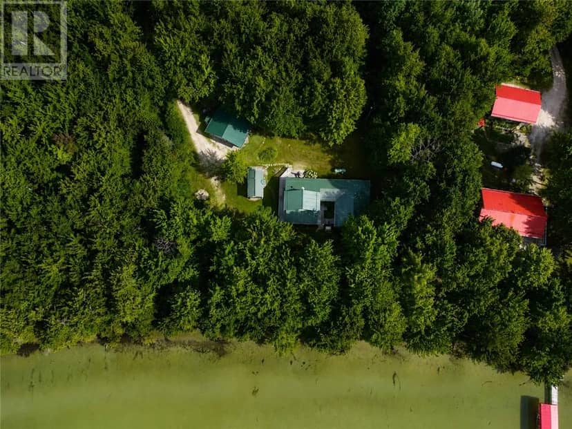 27 Peacock Trail, Kagawong, photo 5