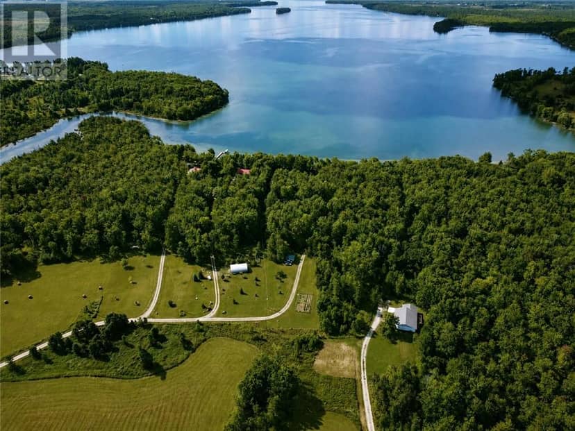 27 Peacock Trail, Kagawong, photo 6