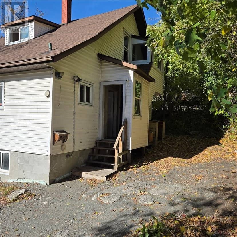 14 Fairview Avenue — photo 1 of 19
