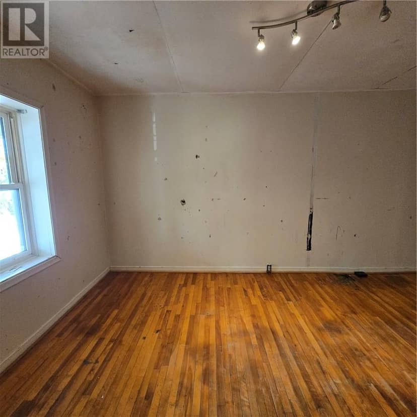 14 Fairview Avenue — photo 13 of 19