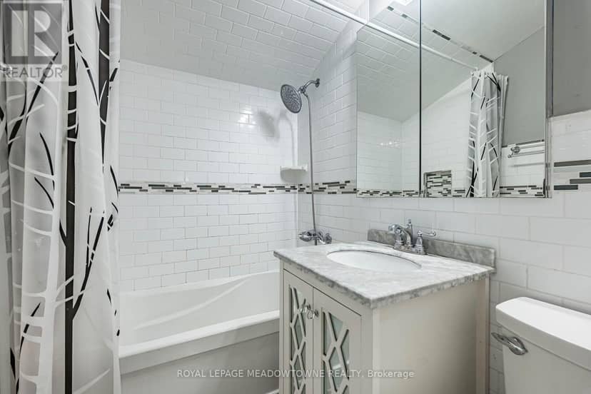 2600 Constable Road — photo 35 of 40