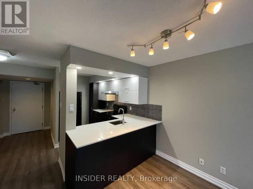 710 - 92 King Street E — photo 2 of 8