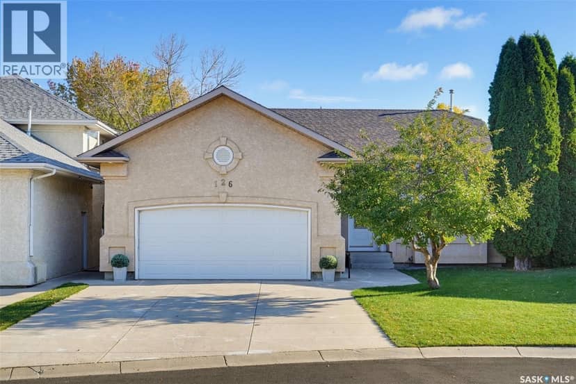 126 Woods COURT, Saskatoon