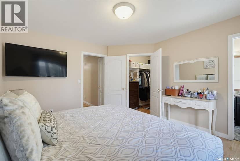 126 Woods COURT — photo 19 of 40