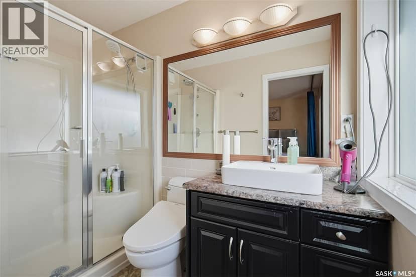126 Woods COURT — photo 21 of 40