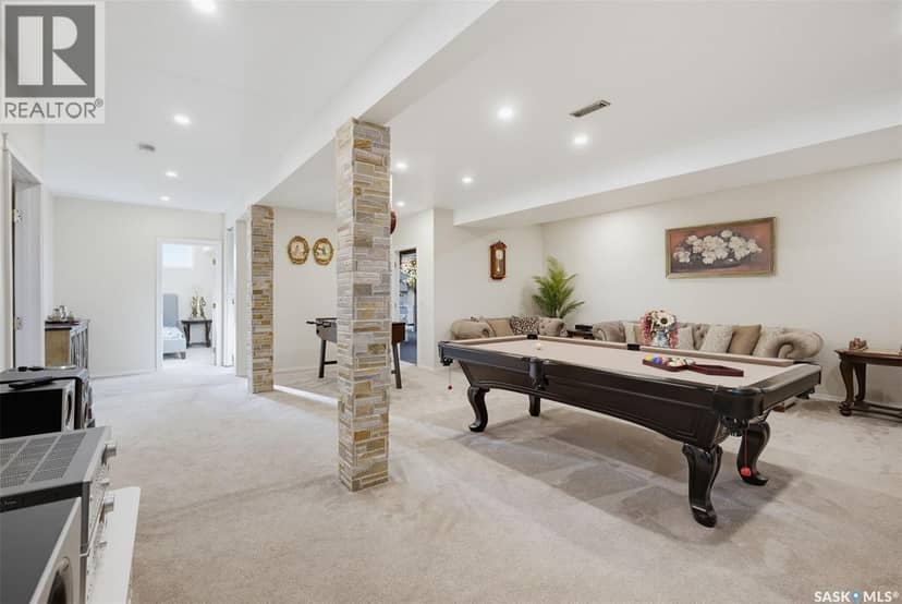 126 Woods COURT — photo 34 of 40