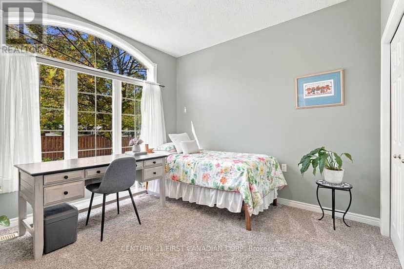 3 - 665 Commissioners Road W, London South, photo 7