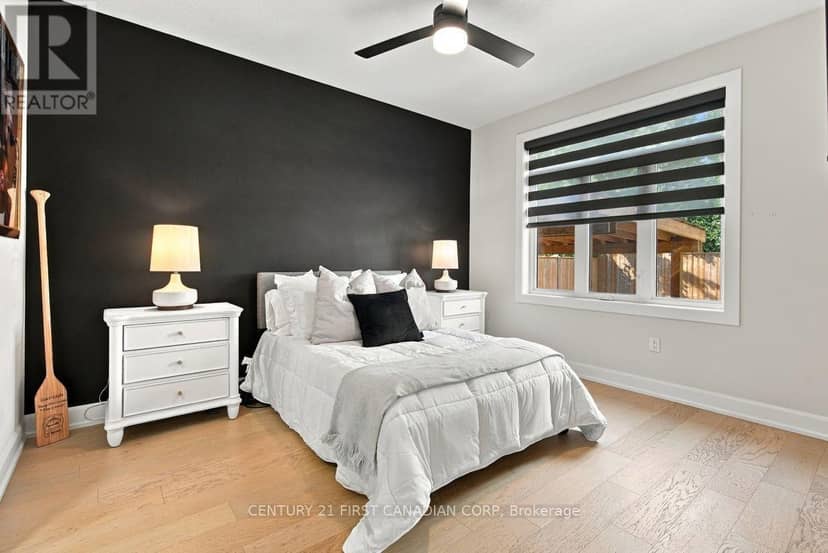 12 Briscoe Crescent — photo 20 of 40