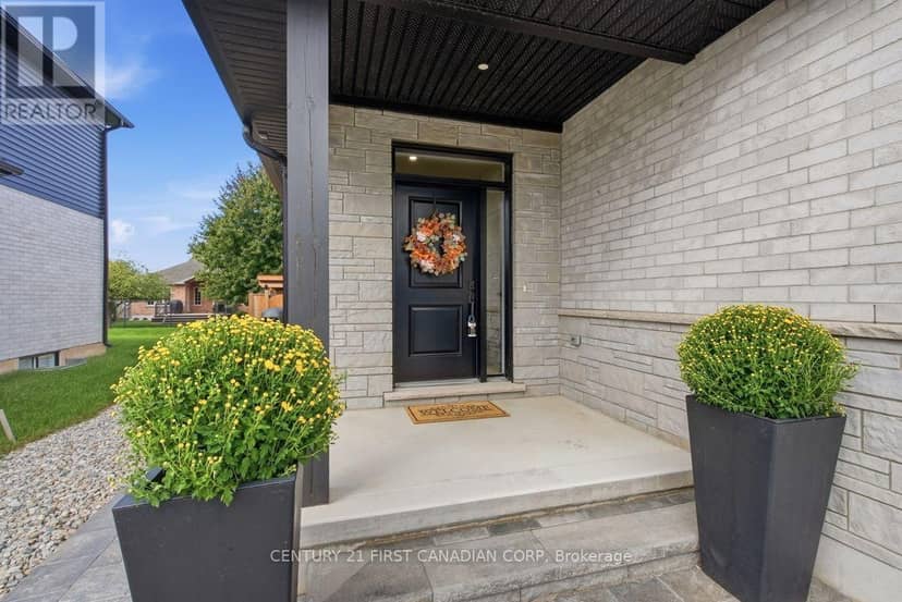 12 Briscoe Crescent, Strathroy-Caradoc, photo 4