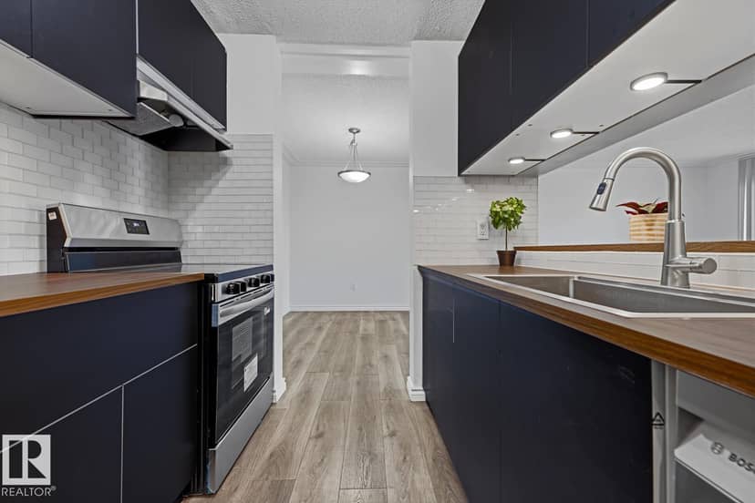 #216 2508 50 ST NW, Edmonton, photo 2