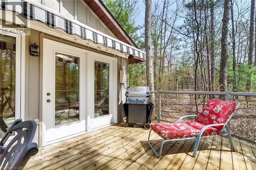 10325 GRAND OAKS Drive — photo 33 of 40