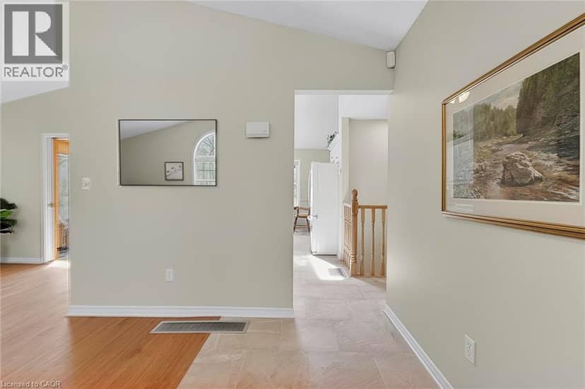 10325 GRAND OAKS Drive, Grand Bend, photo 6