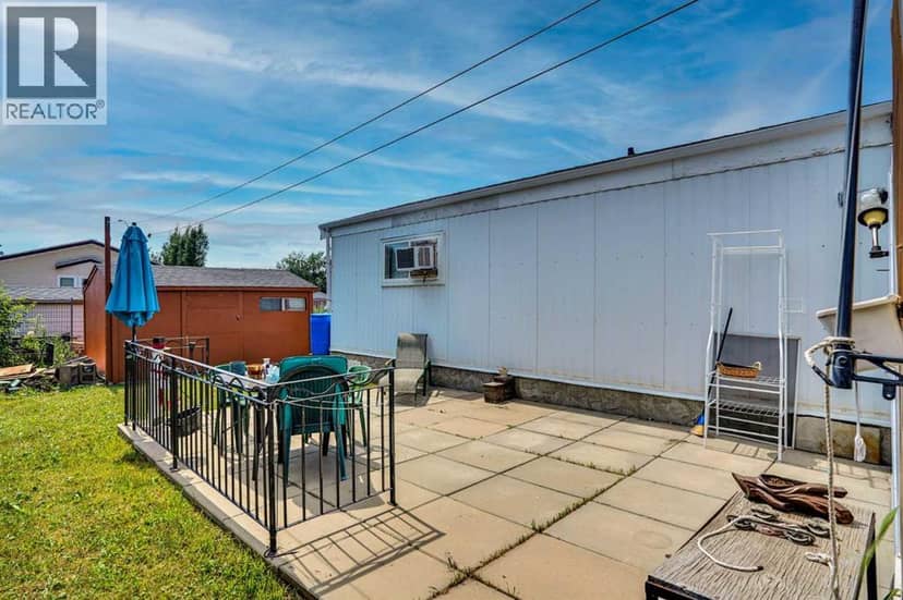 903 Briar Crescent — photo 15 of 35