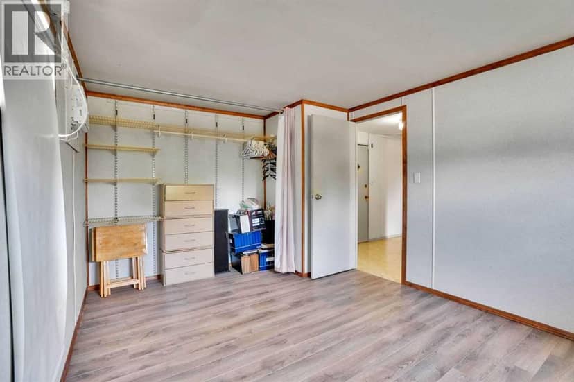 903 Briar Crescent — photo 33 of 35