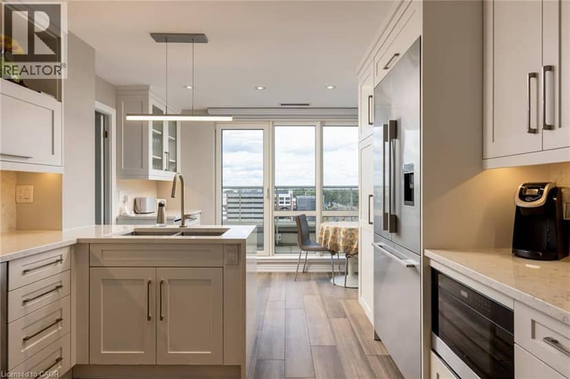 60 OLD MILL Road Unit# PH1 — photo 13 of 40