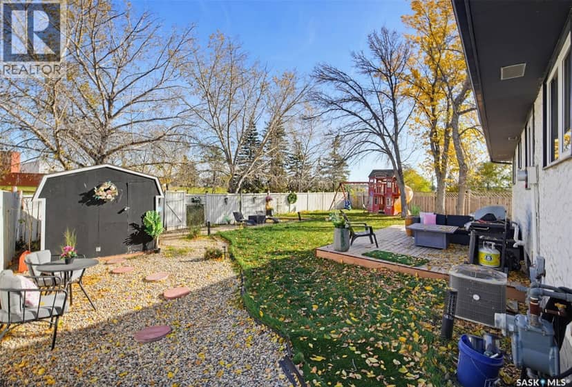 234 Haviland CRESCENT — photo 33 of 40