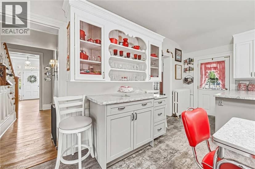 670 MOUNT PLEASANT Road — photo 18 of 40