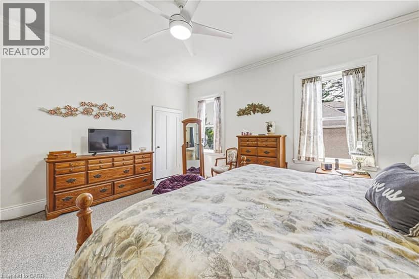 670 MOUNT PLEASANT Road — photo 31 of 40