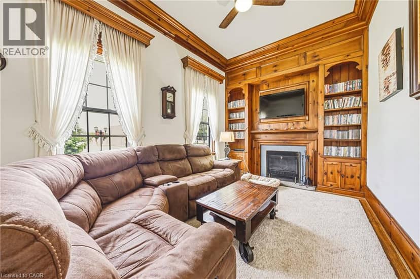 670 MOUNT PLEASANT Road, Mount Pleasant, photo 6