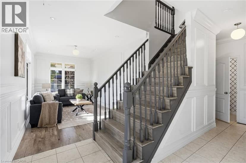 400 STONEHENGE Drive Unit# 8 — photo 16 of 38
